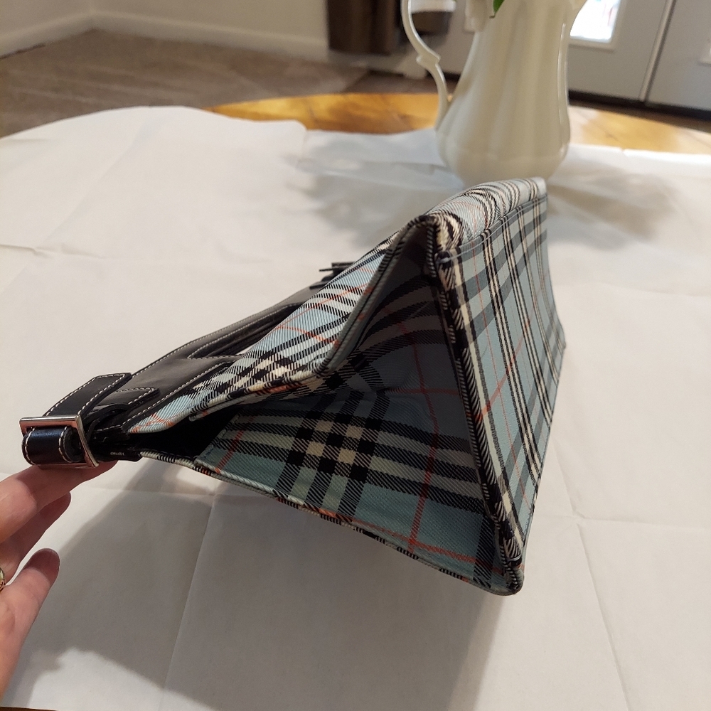 Burberry Nova Check Handbag, Canvas, Leather, Snap Close, Light Blue, RARE!!! - Picture 4 of 9